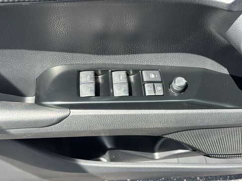 New 2026 Toyota Camry SE FWD image 11