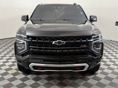 Used 2026 Chevrolet Suburban Z71 w/ Z71 Off-Road Package AWD/4WD image 9