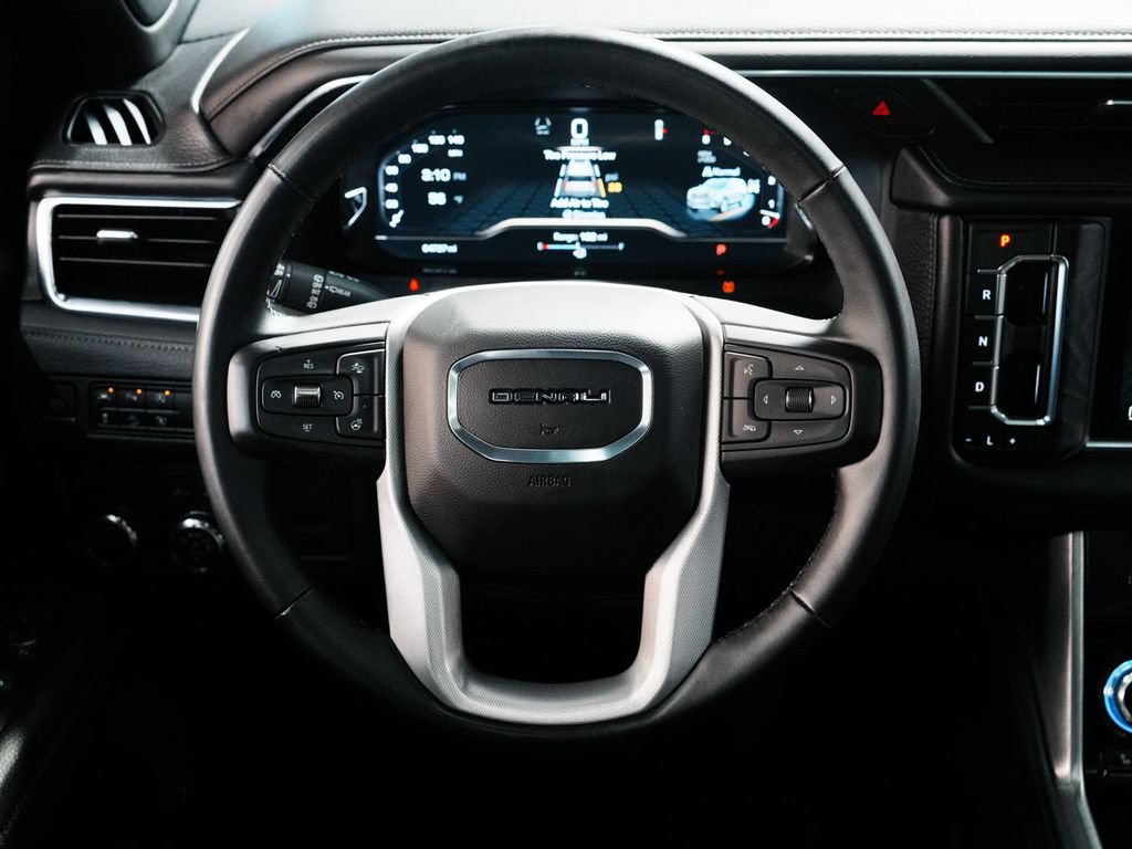 Used 2023 GMC Yukon Denali AWD/4WD image 26