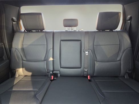 Used 2022 Toyota Tundra Platinum image 13