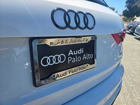 Used 2025 Audi Q3 2.0T Premium Plus w/ Premium Plus Package AWD/4WD image 13