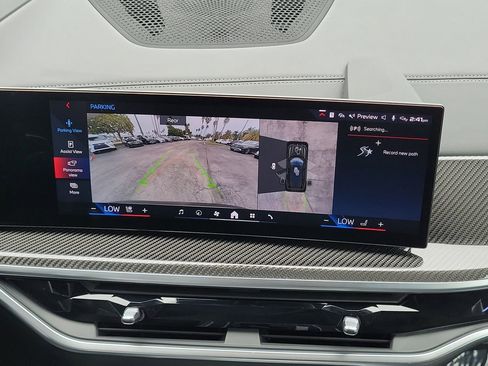 Used 2024 BMW X7 M60i w/ Executive Package image 18