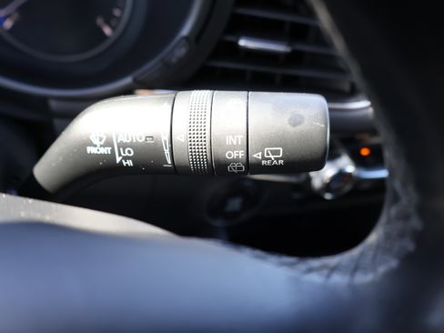 Used 2019 MAZDA MAZDA3 w/Preferred Pkg image 37