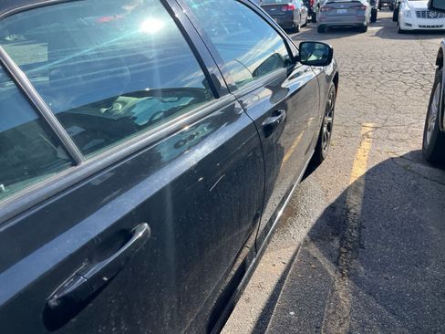 Used 2019 Chrysler 300 S w/ 300S Premium Group 2 AWD/4WD image 16