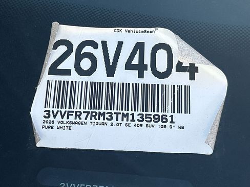 New 2026 Volkswagen Tiguan SE FWD image 28