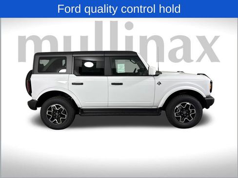 New 2026 Ford Bronco Outer Banks image 2