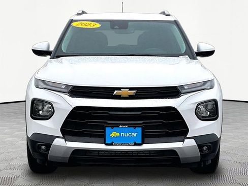 Used 2023 Chevrolet TrailBlazer LT w/ Convenience Package image 2