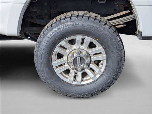 Used 2018 Ford F350 XLT w/ XLT Value Package image 9