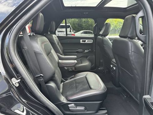 Certified 2023 Ford Explorer ST-Line w/ Class IV Trailer Tow Package AWD/4WD image 37
