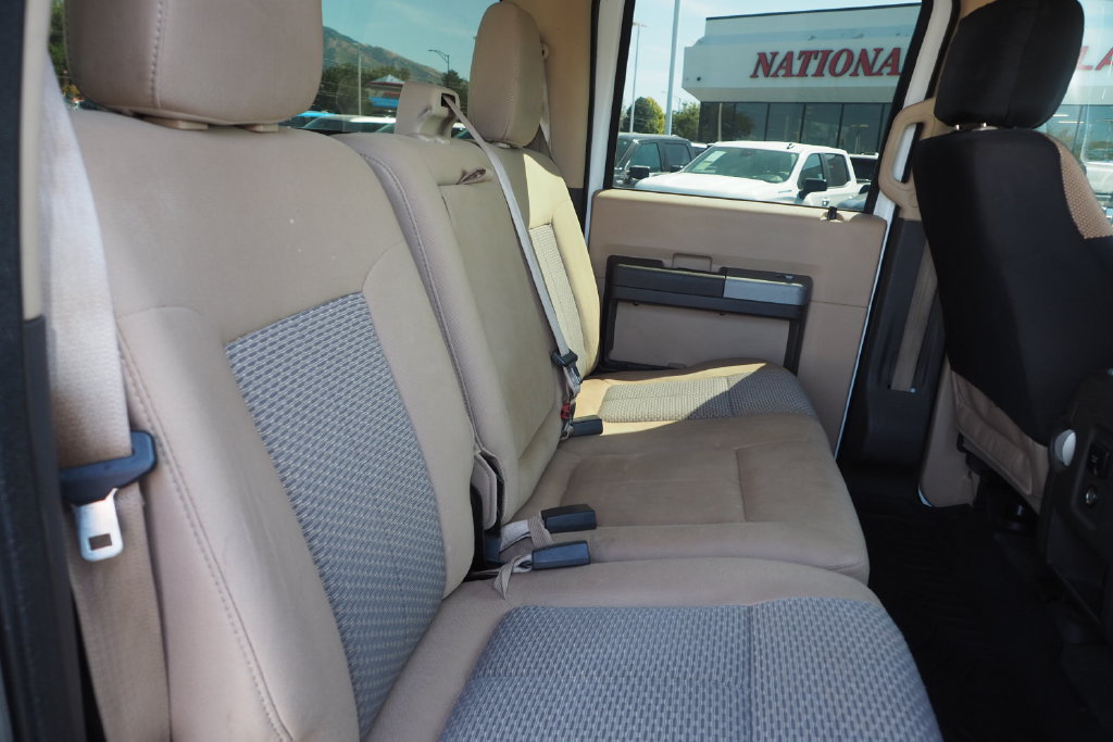 Used 2015 Ford F250 XLT w/ Camper Package AWD/4WD image 18