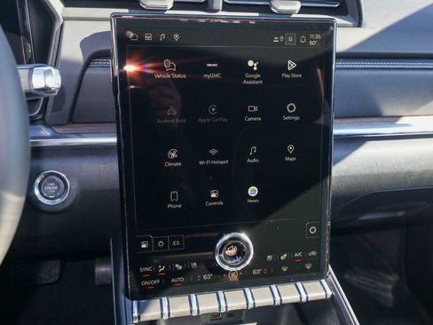 New 2026 GMC Terrain Denali w/ LPO, Floor Liner Package image 14