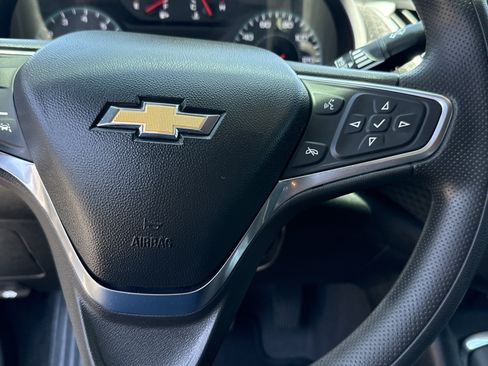 Used 2025 Chevrolet Malibu LT FWD image 23