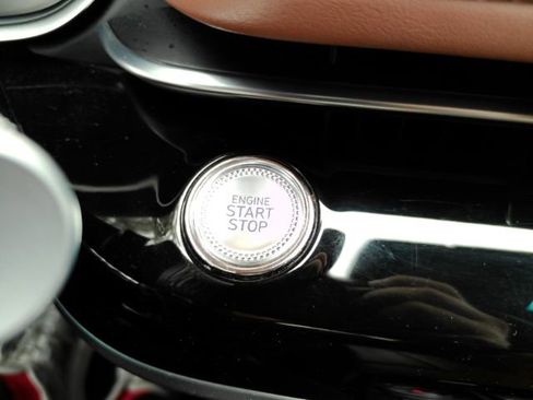 Used 2021 Genesis G80 2.5T image 40