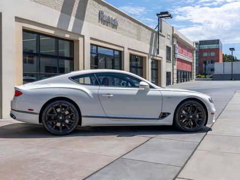 Used 2024 Bentley Continental GT Speed image 24