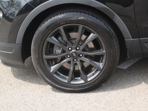 Used 2018 Ford Explorer XLT w/ Equipment Group 202A image 29