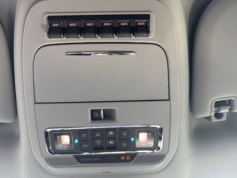 New 2025 Ford F350 Lariat w/ Lariat Ultimate Package image 30