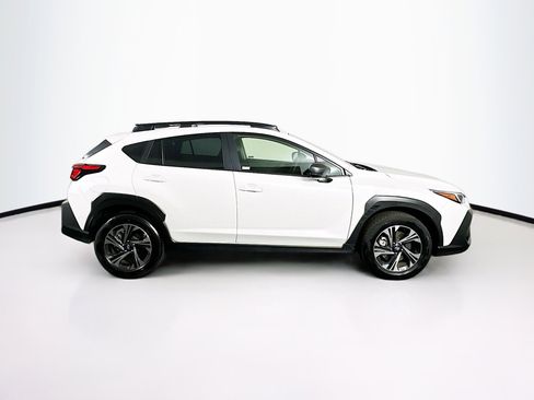 Used 2024 Subaru Crosstrek 2.0i Premium image 10