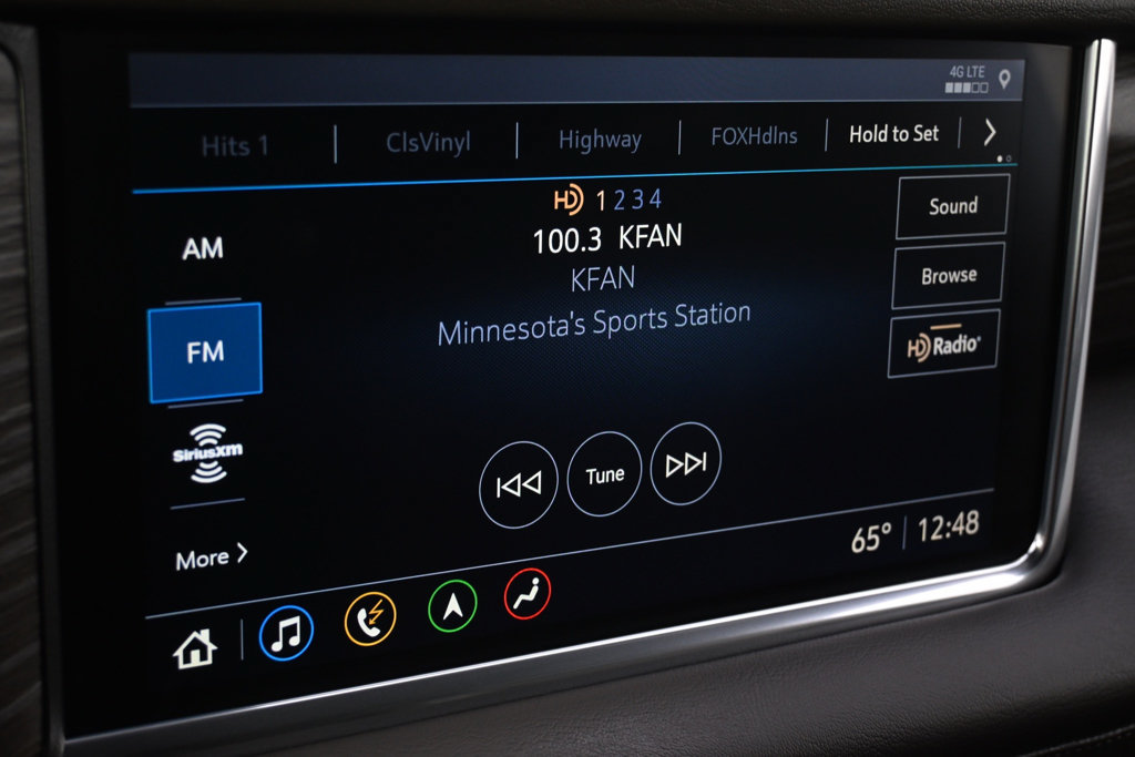 Used 2021 GMC Yukon Denali w/ Denali Premium Package AWD/4WD image 30