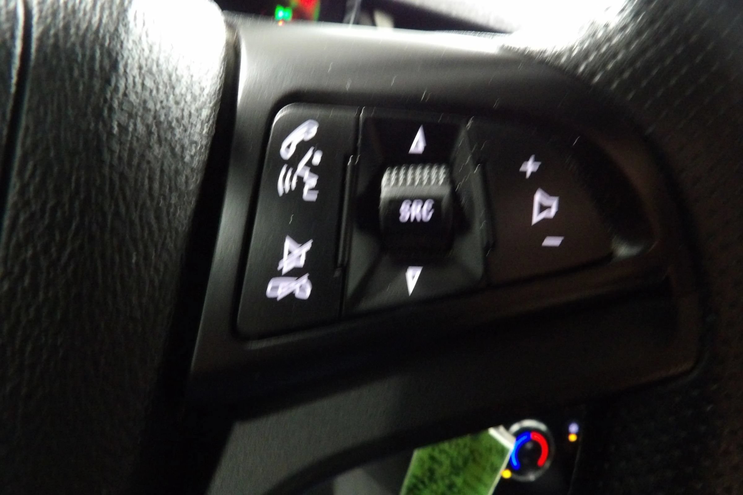 Used 2018 Chevrolet Trax LS FWD image 15