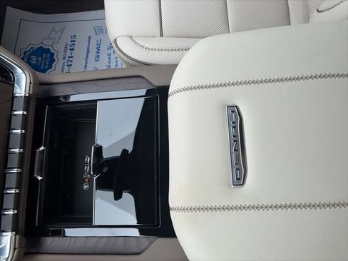 New 2026 GMC Yukon XL Denali AWD/4WD image 24