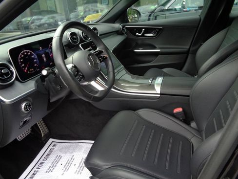 Used 2023 Mercedes-Benz C 300 4MATIC Sedan image 9