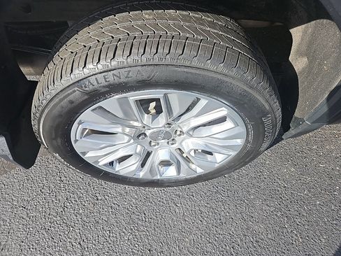 Used 2022 GMC Sierra 1500 Denali w/ Denali Reserve Package image 11