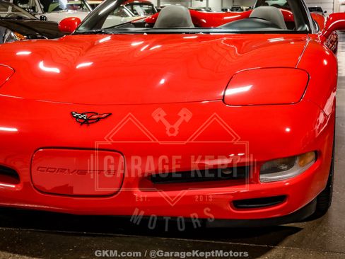 Used 1999 Chevrolet Corvette Convertible w/ Memory Pkg RWD image 32