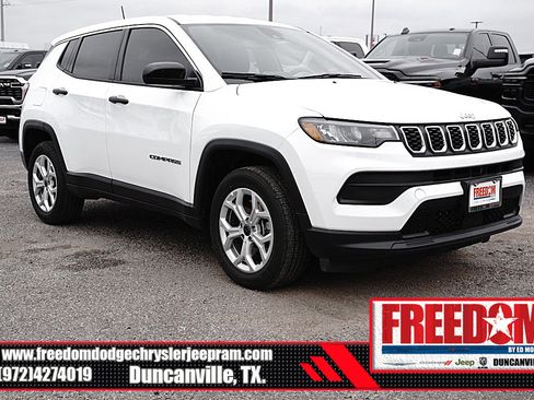 New 2025 Jeep Compass Sport image 7