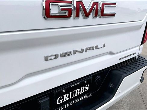 Used 2021 GMC Sierra 2500 Denali w/ Denali Ultimate Package image 41
