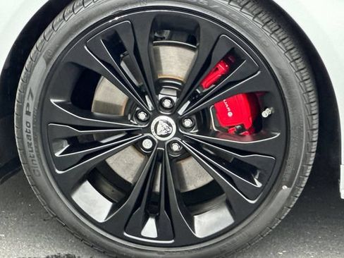 Certified 2024 Jaguar XF R-Dynamic SE AWD/4WD image 24