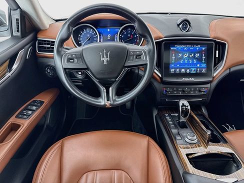 Used 2018 Maserati Ghibli S GranLusso AWD/4WD image 25