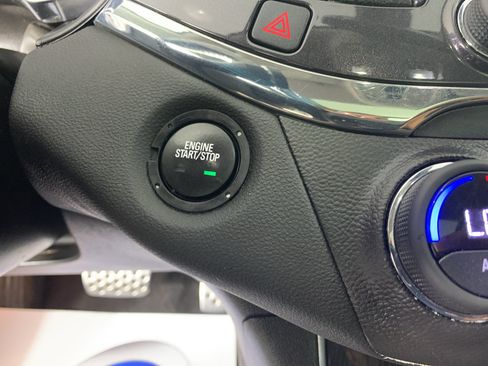 Used 2018 Chevrolet Impala Premier FWD image 17