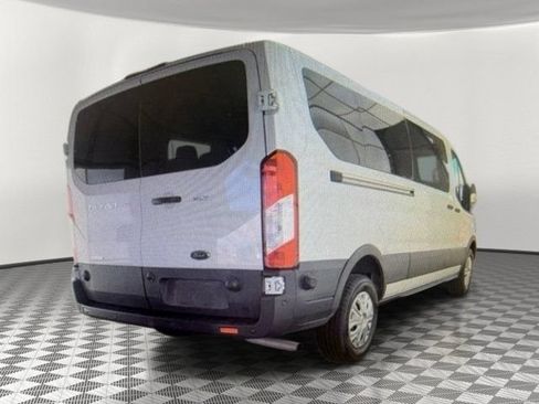 Used 2023 Ford Transit 350 XLT RWD image 3