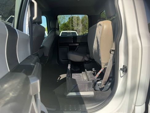 Used 2019 Ford F250 XLT image 20