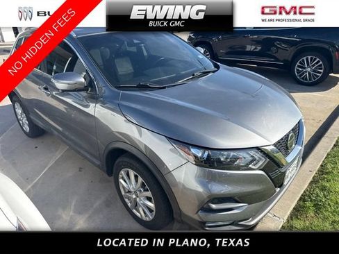 Used 2020 Nissan Rogue Sport SV w/ Technology Package FWD image 1