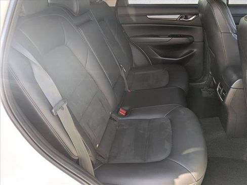 Used 2018 MAZDA CX-5 Touring w/ Preferred Equipment Package FWD image 19