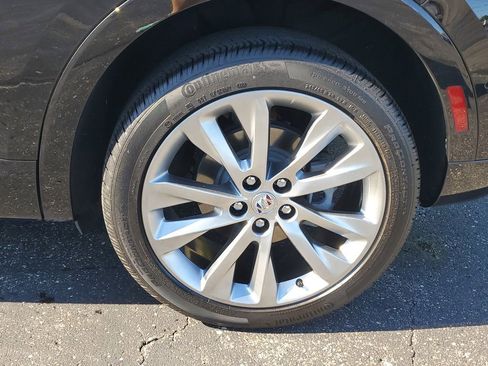 Used 2023 Buick Envision Avenir AWD/4WD image 5
