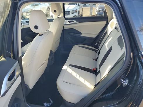 New 2026 Volkswagen Taos SE FWD image 11