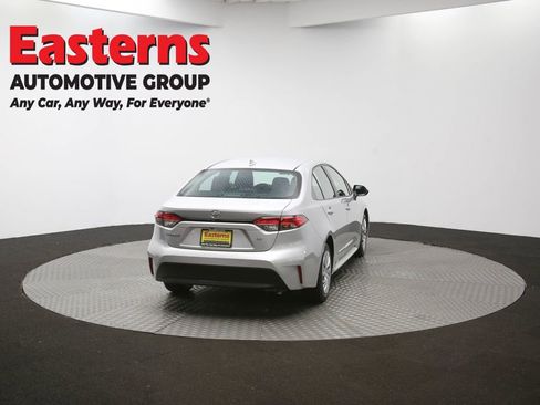 Used 2023 Toyota Corolla LE image 35