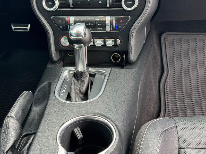 Used 2019 Ford Mustang Premium RWD image 15