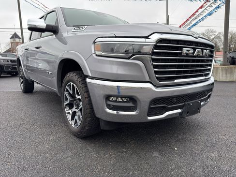 Used 2025 RAM 1500 Laramie image 3