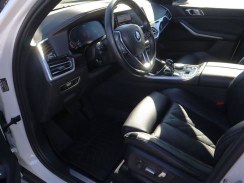 Used 2023 BMW X5 xDrive45e image 13