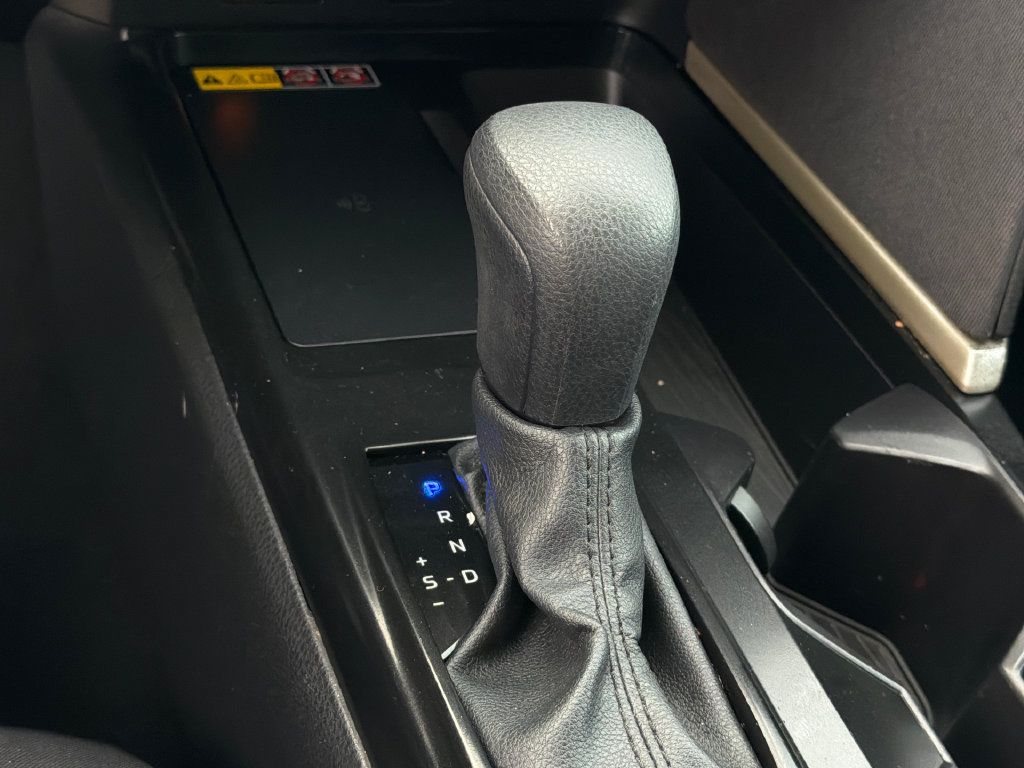 Used 2025 Toyota Camry LE FWD image 28