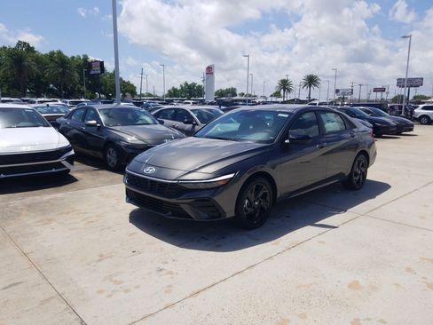New 2026 Hyundai Elantra Sport w/ Cargo Package FWD image 3