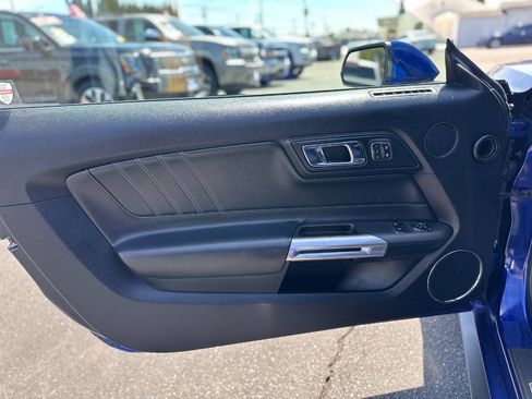 Used 2015 Ford Mustang GT Premium w/ Equipment Group 401A RWD image 10