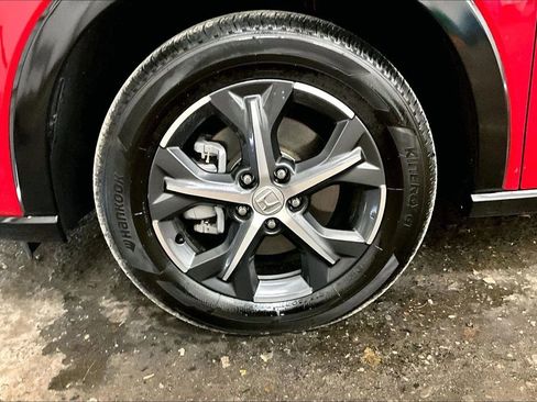 Used 2025 Honda HR-V EX-L image 8