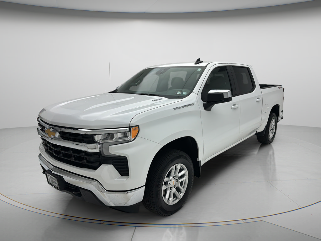 Used 2025 Chevrolet Silverado 1500 LT w/ Leather Package AWD/4WD image 3