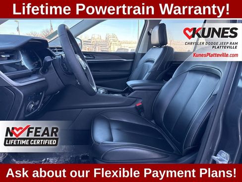 Used 2023 Jeep Grand Cherokee 4WD 4xe image 11