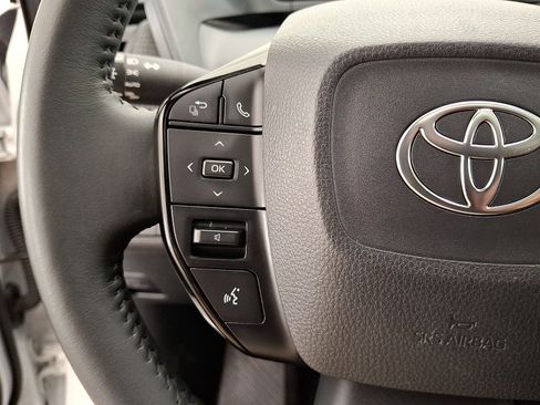 Certified 2025 Toyota bZ4X AWD w/ Weather Package image 9