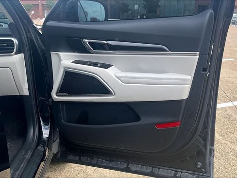 Used 2023 Kia Telluride S FWD image 26